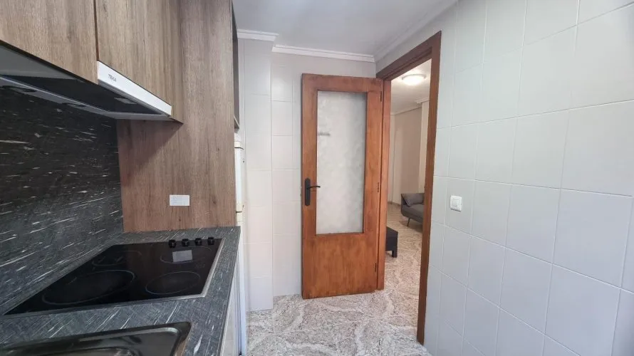 Apartamento de 2 dormitorios en Torrevieja, Spain No. 2682 № 6
