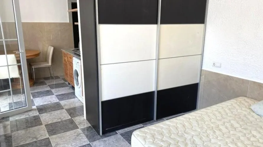 Apartamento de 2 dormitorios en Alicante, Spain No. 2829