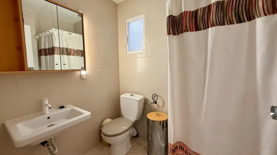 Apartamento de 3 dormitorios en Alicante, Spain No. 2709 № 3