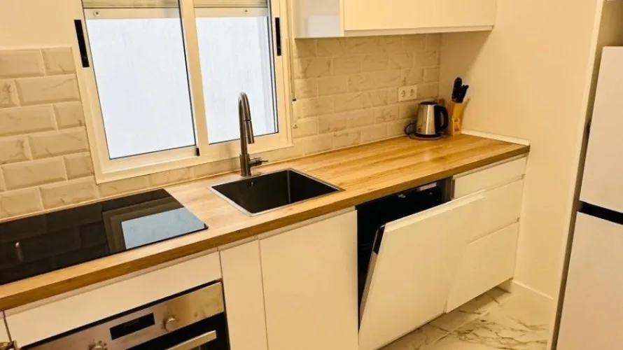 Apartamento de 2 dormitorios en Torrevieja, Spain No. 2674 № 1