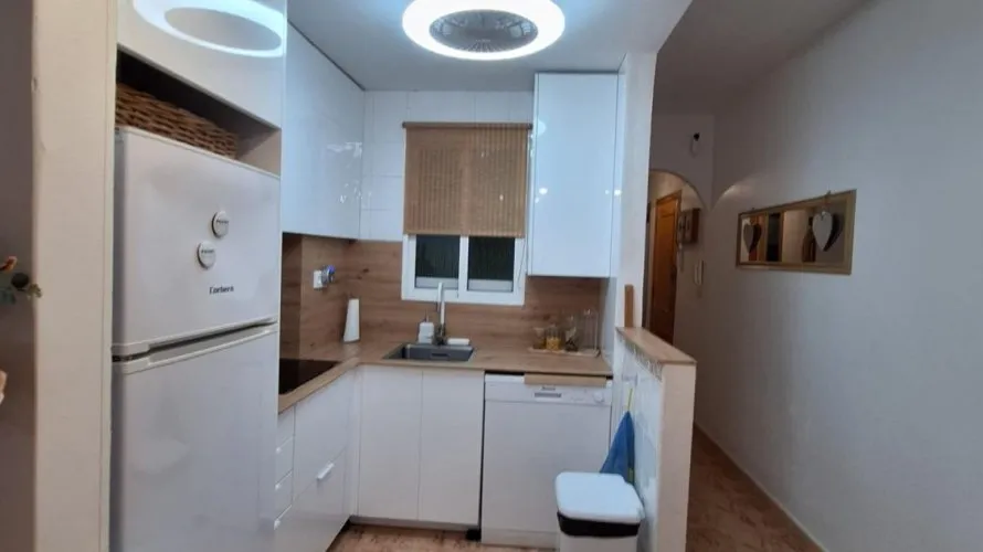 Apartamento de 1 dormitorio en Torrevieja, Spain No. 2898 № 18