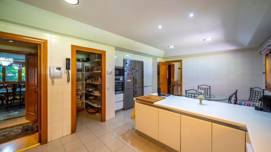 Apartamento de 6 dormitorios en Pozuelo de Alarcón, Spain No. 1451 № 15