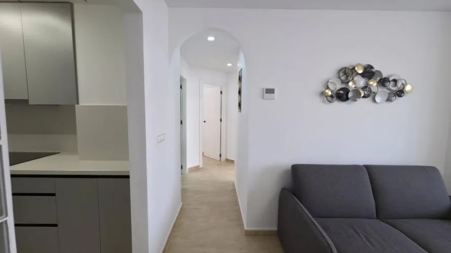 Apartamento de 3 dormitorios en Torrevieja, Spain No. 1953 № 11