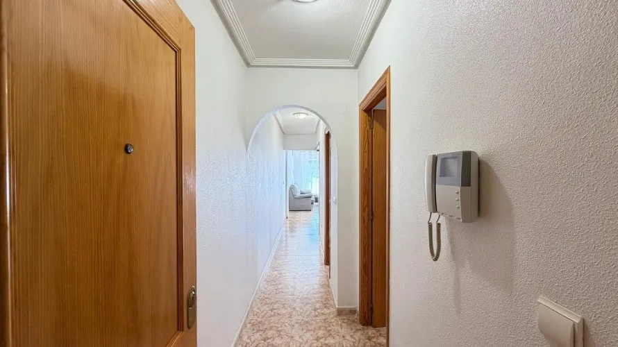 Apartamento de 2 dormitorios en Torrevieja, Spain No. 2729 № 28