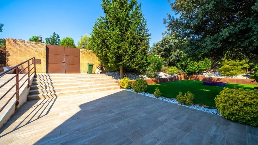 Apartamento de 8 dormitorios en Las Rozas de Madrid, Spain No. 1541 № 17