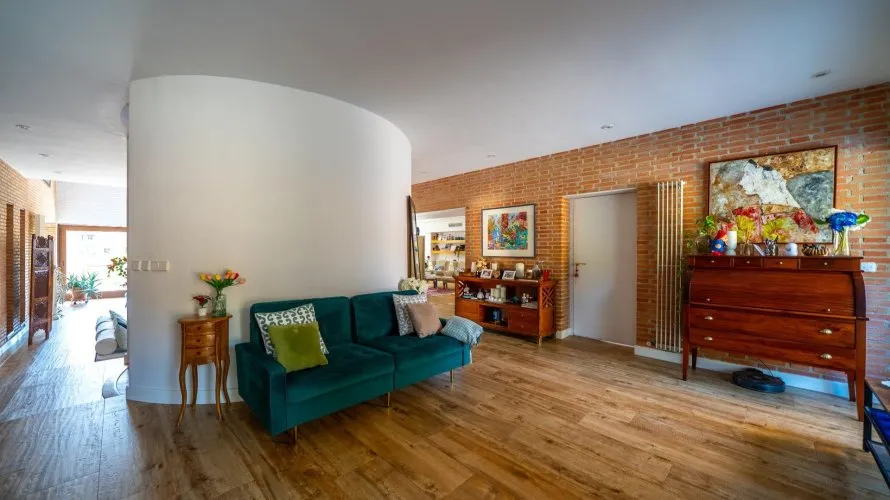 Apartamento de 8 dormitorios en Las Rozas de Madrid, Spain No. 1541 № 1