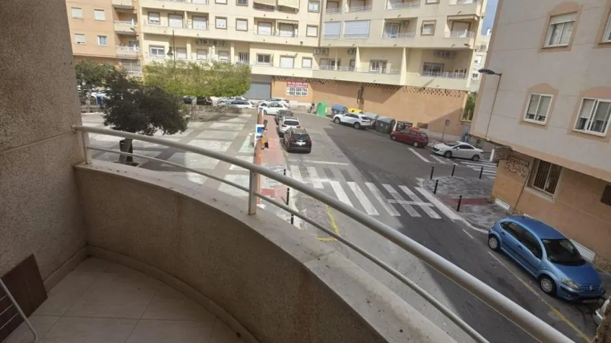 Apartamento de 3 dormitorios en Torrevieja, Spain No. 2778 № 8