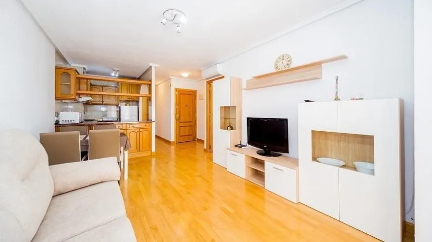 Apartamento de 2 dormitorios en Torrevieja, Spain No. 2838 № 10