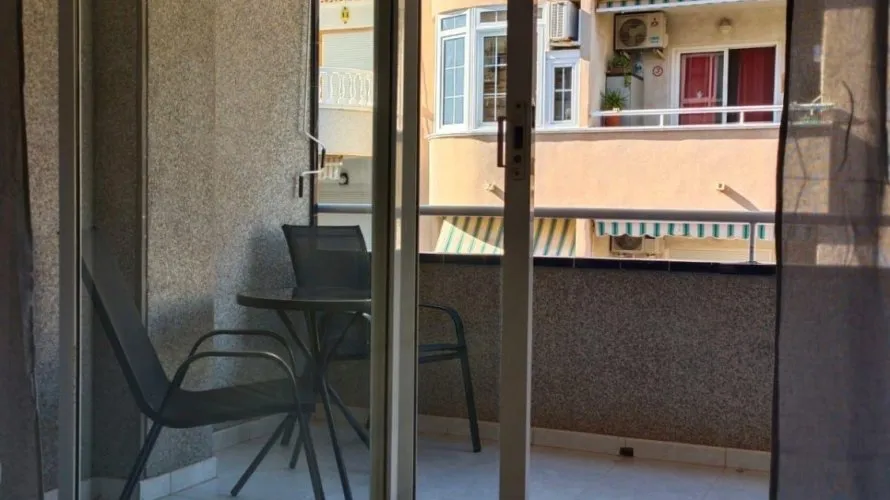 Apartamento de 1 dormitorio en Torrevieja, Spain No. 2743 № 4