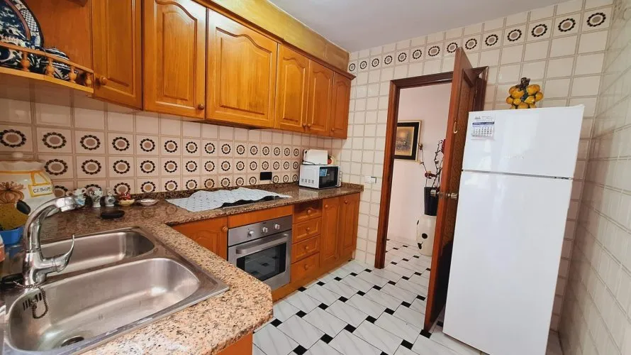 Apartamento de 1 dormitorio en Torrevieja, Spain No. 2732 № 8