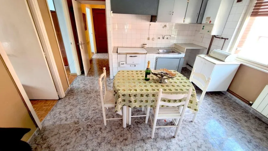 Apartamento de 2 dormitorios en Langreo, Spain No. 2697 № 9