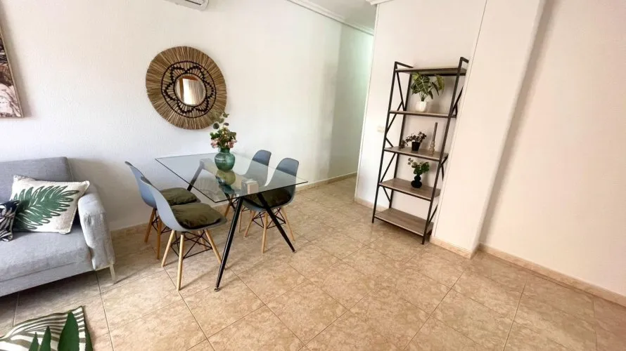 Apartamento de 1 dormitorio en Torrevieja, Spain No. 2733 № 7