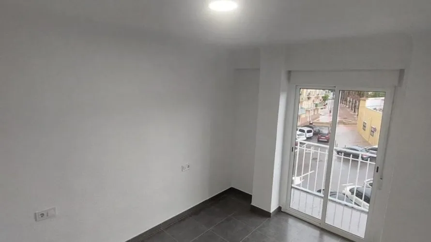 Apartamento de 1 dormitorio en Santa Pola, Spain No. 2691 № 2