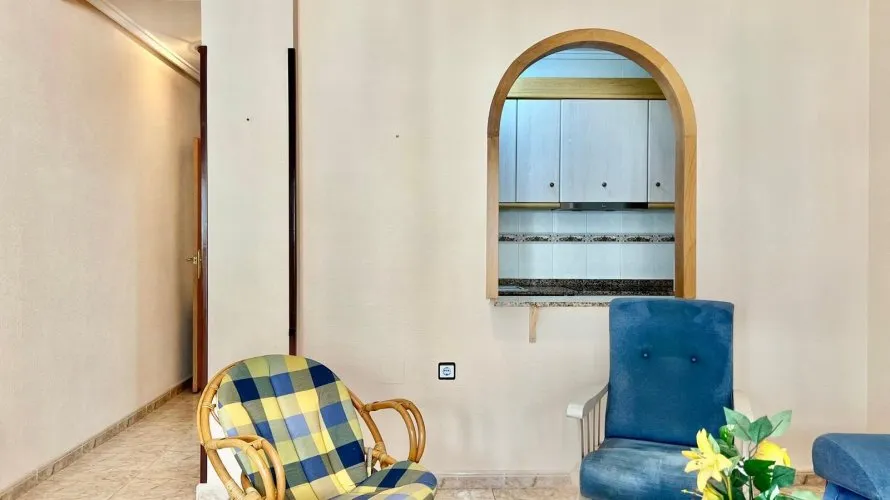 Apartamento de 2 dormitorios en Torrevieja, Spain No. 2782 № 6
