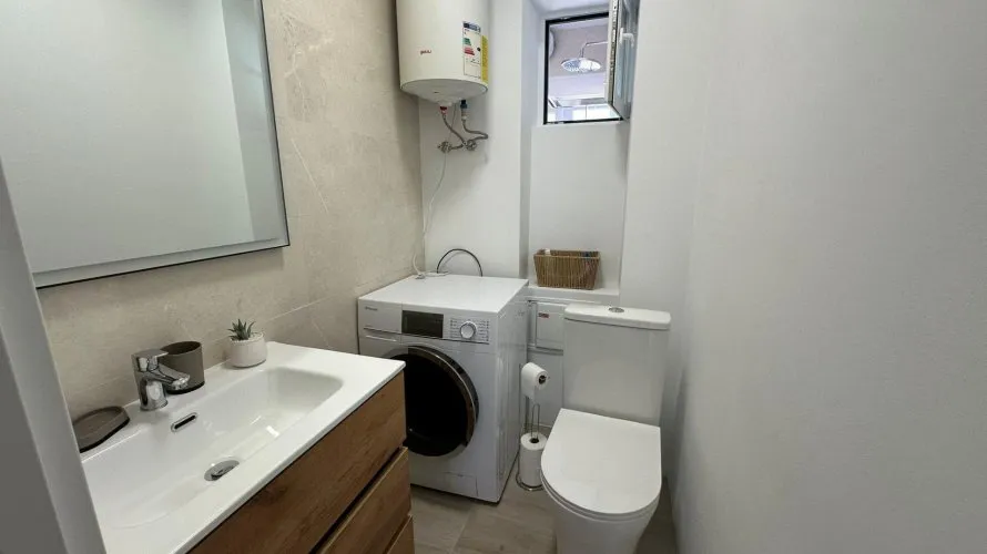 Apartamento de 62m² en Alicante, Spain No. 2679 № 3
