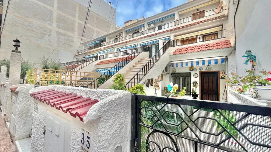 Ático de 2 dormitorios en Torrevieja, Spain No. 2822 № 3