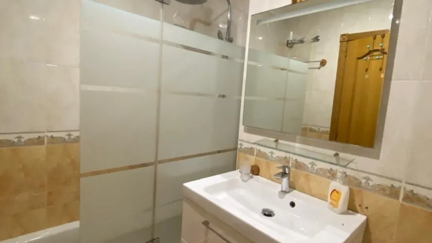 Apartamento de 2 dormitorios en Torrevieja, Spain No. 2710 № 8