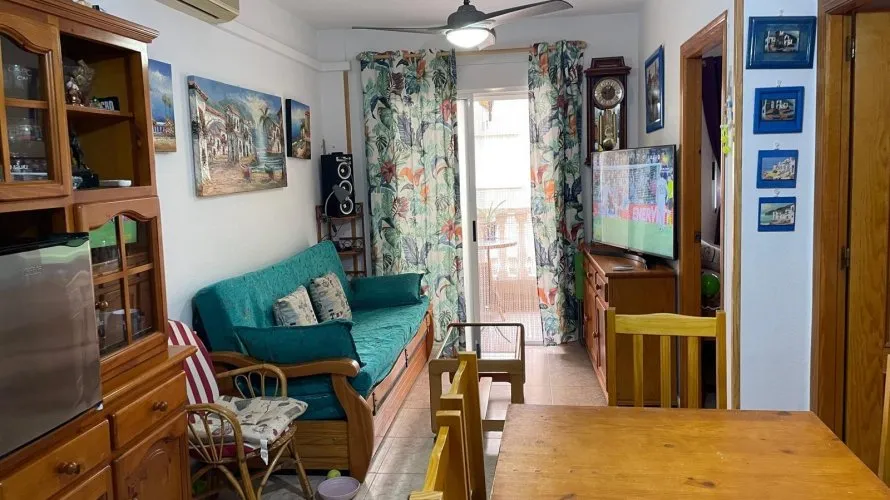 Apartamento de 2 dormitorios en Torrevieja, Spain No. 2685 № 14
