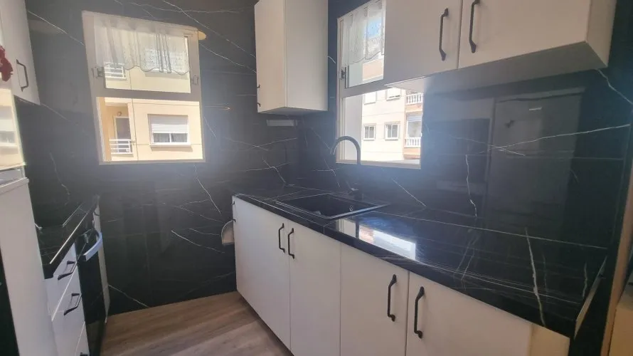 Apartamento de 1 dormitorio en Torrevieja, Spain No. 1464 № 3