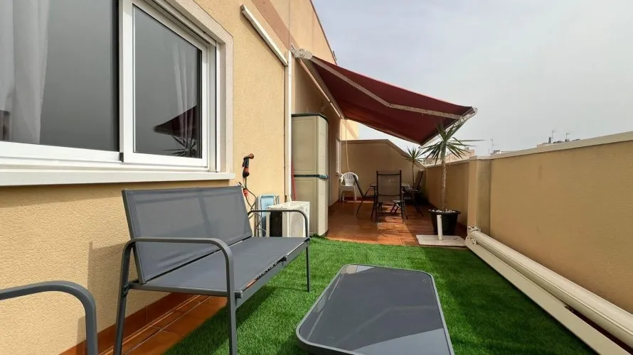 Ático de 2 dormitorios en Torrevieja, Spain No. 2677
