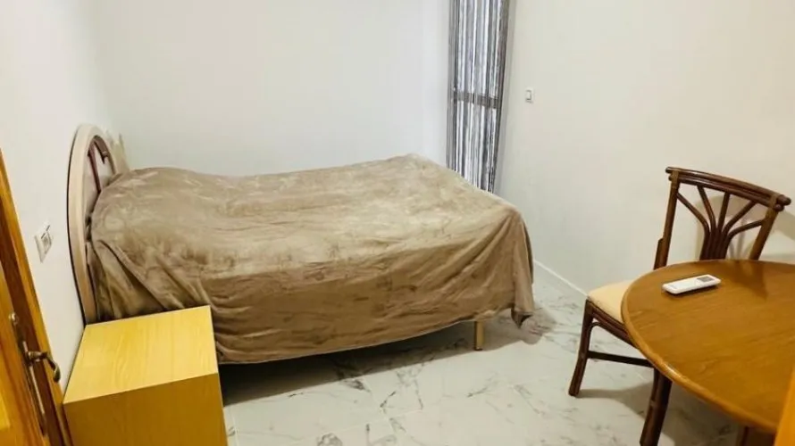 Apartamento de 2 dormitorios en Torrevieja, Spain No. 2674 № 19