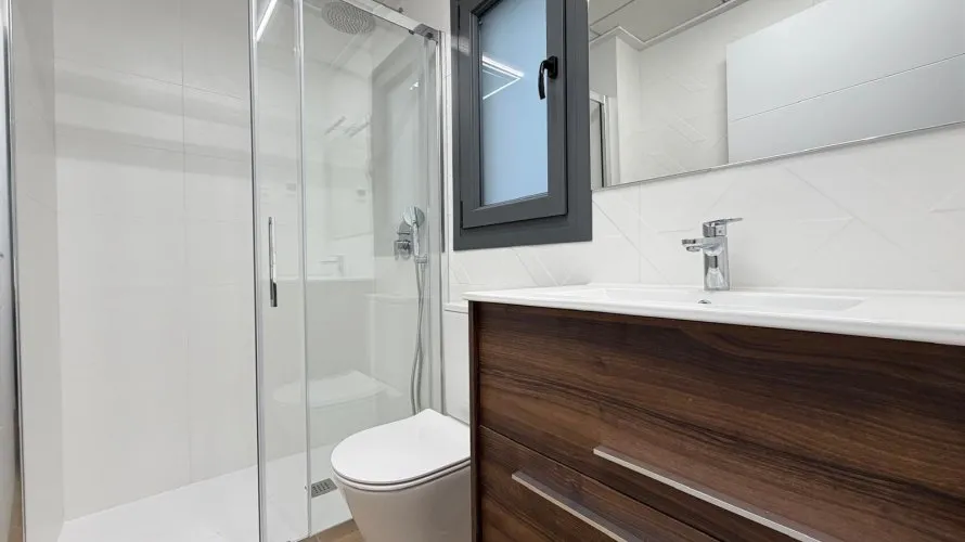 Apartamento de 2 dormitorios en Torrevieja, Spain No. 1957 № 9