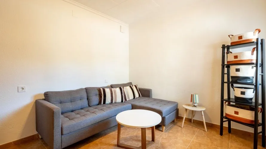 Apartamento de 60m² en Torrevieja, Spain No. 2839 № 2