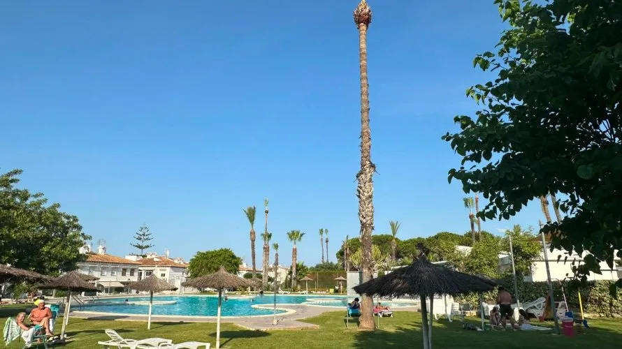 Apartamento de 1 dormitorio en Torrevieja, Spain No. 2855 № 1