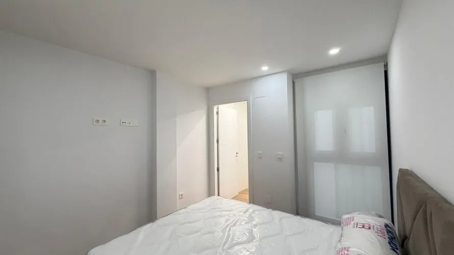 Apartamento de 2 dormitorios en Torrevieja, Spain No. 1957 № 4