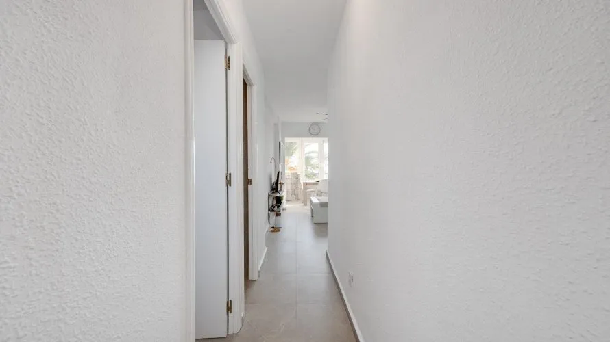 Apartamento de 1 dormitorio en Torrevieja, Spain No. 2769 № 11
