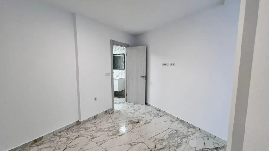 Apartamento de 1 dormitorio en Torrevieja, Spain No. 2648 № 2