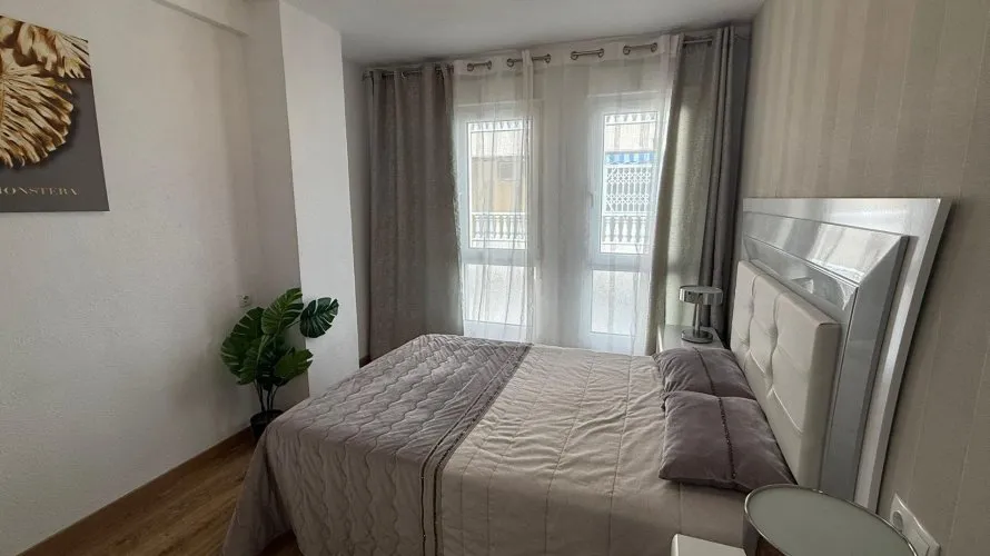 Apartamento de 2 dormitorios en Torrevieja, Spain No. 2762 № 6