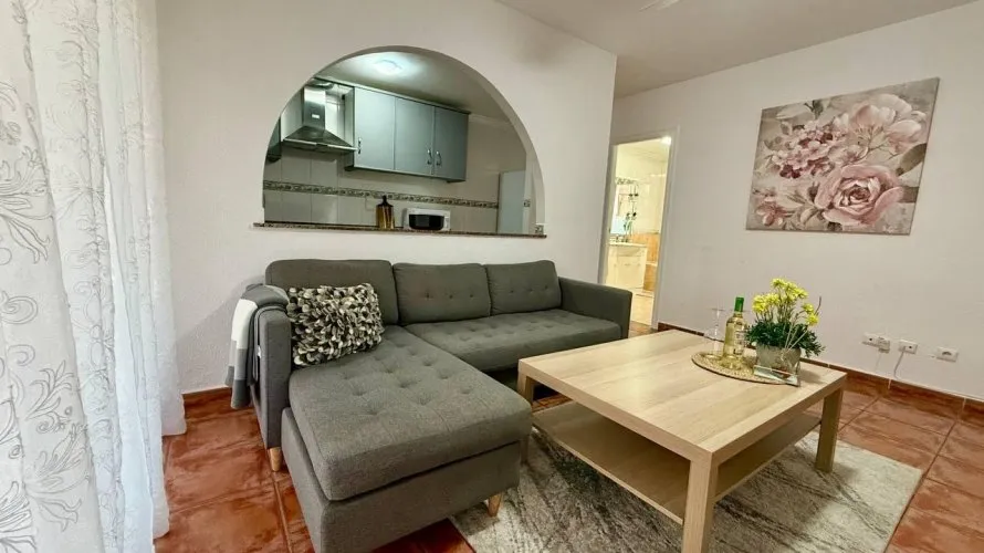 Apartamento de 2 dormitorios en Torrevieja, Spain No. 2642 № 14