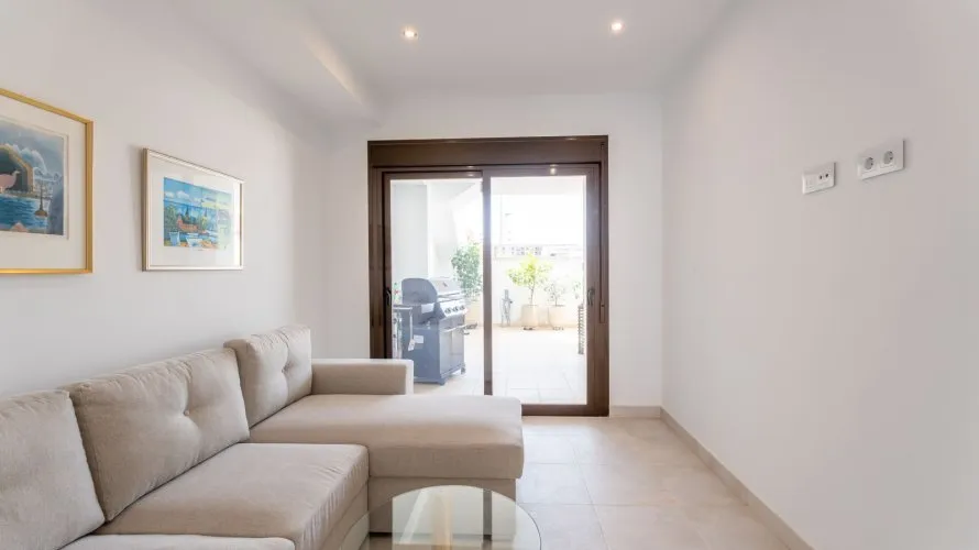 Apartamento de 87m² en Las Esperanzas, Spain No. 1510 № 3