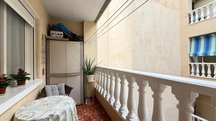 Apartamento de 1 dormitorio en Torrevieja, Spain No. 2728 № 7
