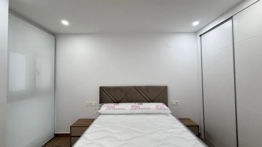 Apartamento de 2 dormitorios en Torrevieja, Spain No. 1957 № 6