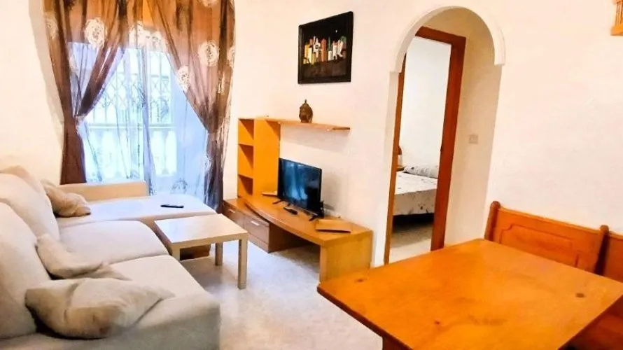 Apartamento de 2 dormitorios en Torrevieja, Spain No. 2741 № 24