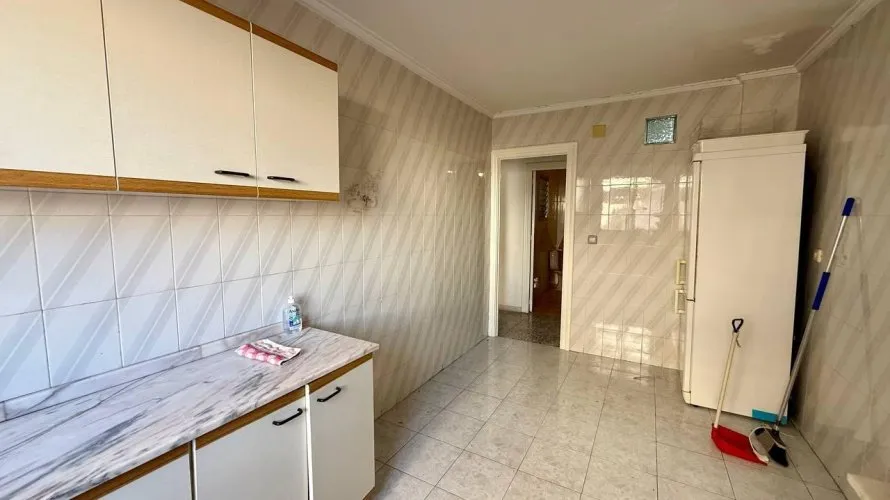 Apartamento de 3 dormitorios en Torrevieja, Spain No. 2705 № 3