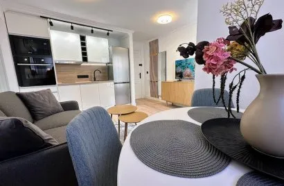 Apartamento de 2 dormitorios en Torrevieja, Spain No. 2696