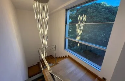 Villa de 4 dormitorios en Riba-roja de Túria, Spain No. 1482