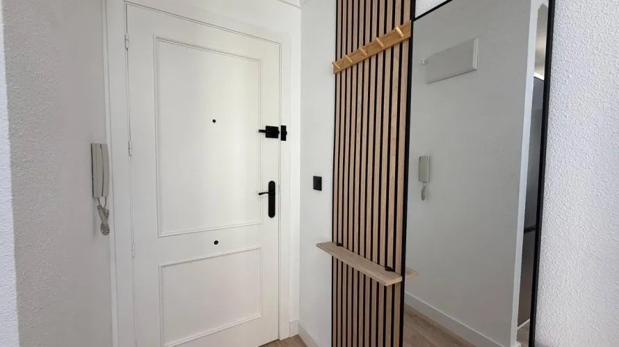 Apartamento de 2 dormitorios en Torrevieja, Spain No. 2696 № 3