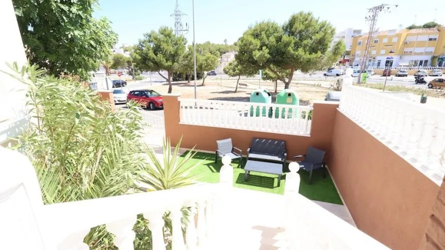 Apartamento de 3 dormitorios en Campoamor, Spain No. 1530 № 1