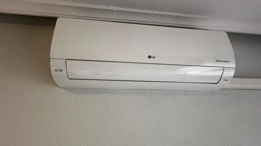 Apartamento de 2 dormitorios en Torrevieja, Spain No. 2700 № 3