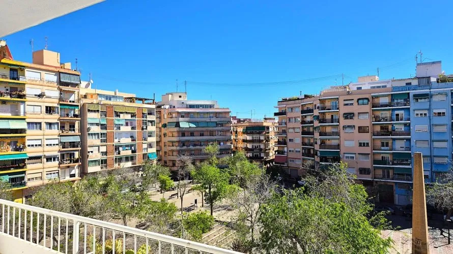 Apartamento de 2 dormitorios en Alicante, Spain No. 2776 № 20