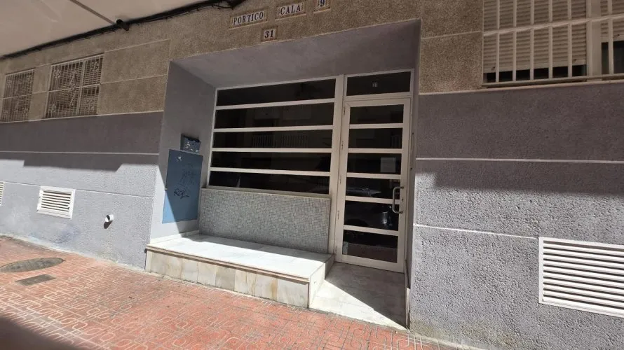 Apartamento de 1 dormitorio en Torrevieja, Spain No. 2784