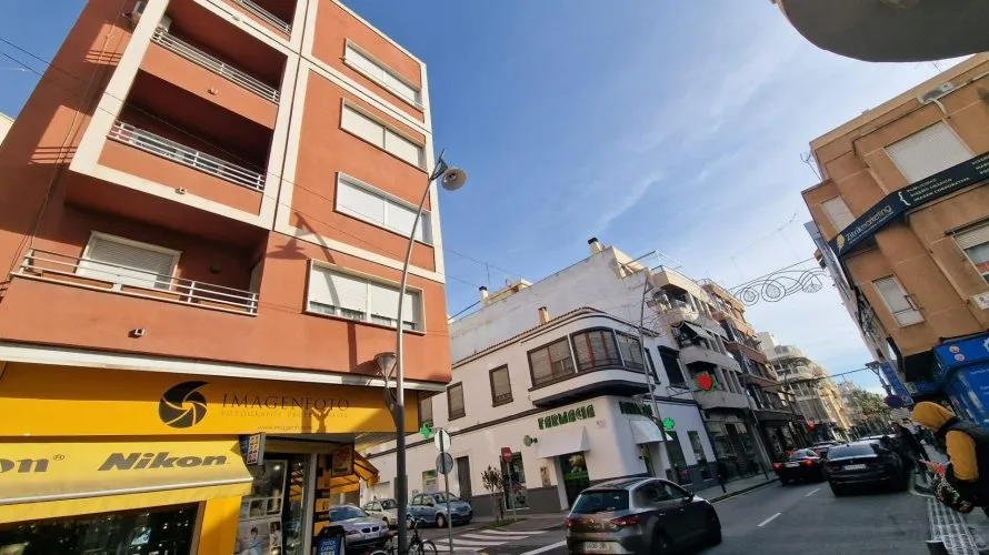 Apartamento de 3 dormitorios en Torrevieja, Spain No. 2651 № 21