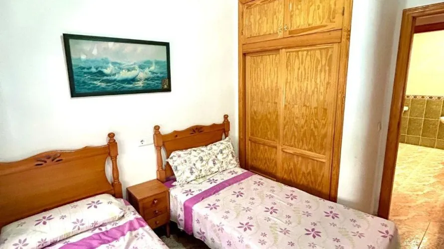 Apartamento de 3 dormitorios en Torrevieja, Spain No. 2712 № 3
