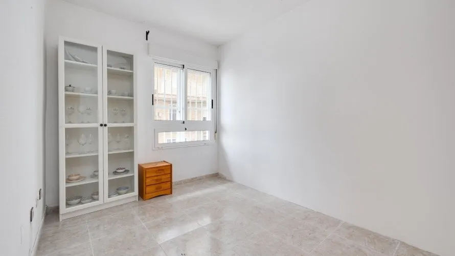 Apartamento de 2 dormitorios en Torrevieja, Spain No. 2756 № 7