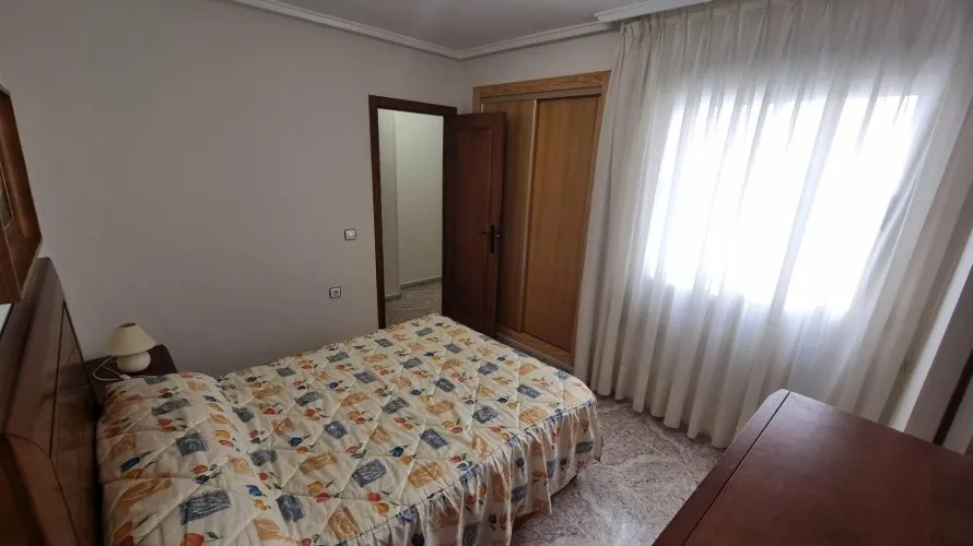 Apartamento de 2 dormitorios en Torrevieja, Spain No. 2682 № 16