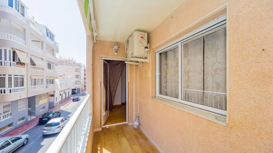 Apartamento de 2 dormitorios en Torrevieja, Spain No. 2838 № 12